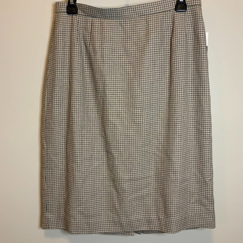 NWT! Liz Claiborne Classics Print Skirt